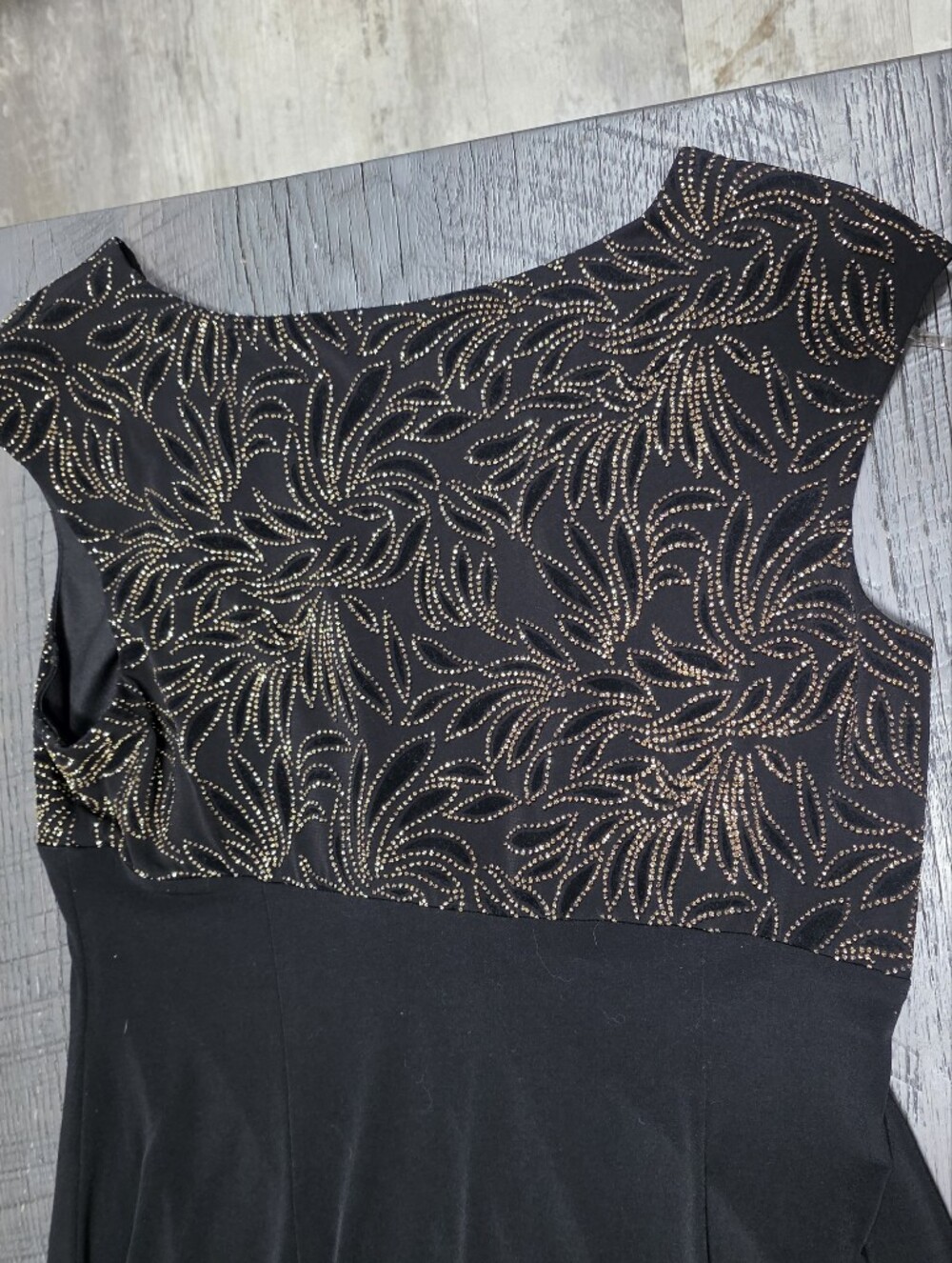 Connected apparel Black Maxi Dress with Gold Floral Bodice (SIZE :14W) - Picture 7 of 9